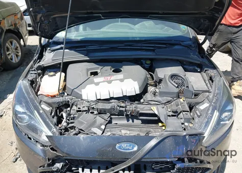 2018 Ford Focus St St из США, поврежденный, VIN 1FADP3L91JL329210